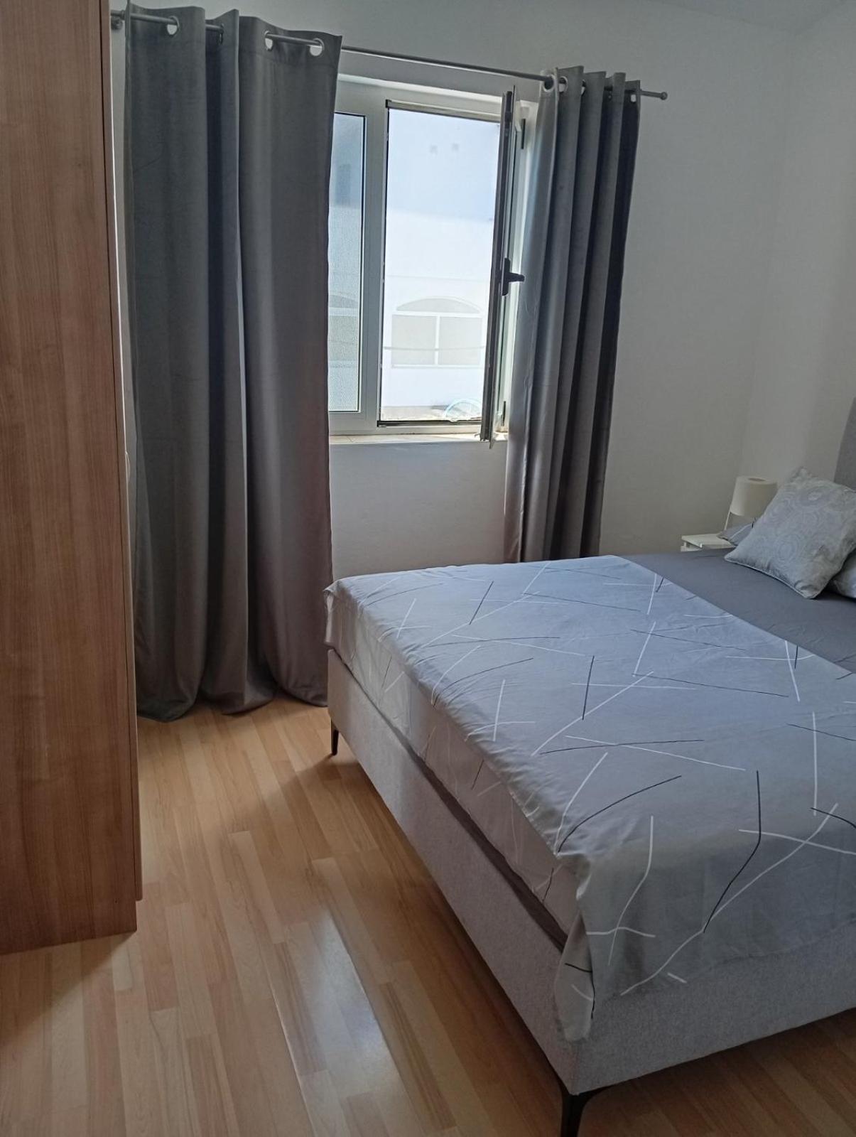 Apartament Flowers *